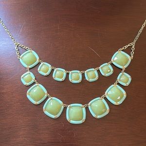 90s Statement necklace mint green